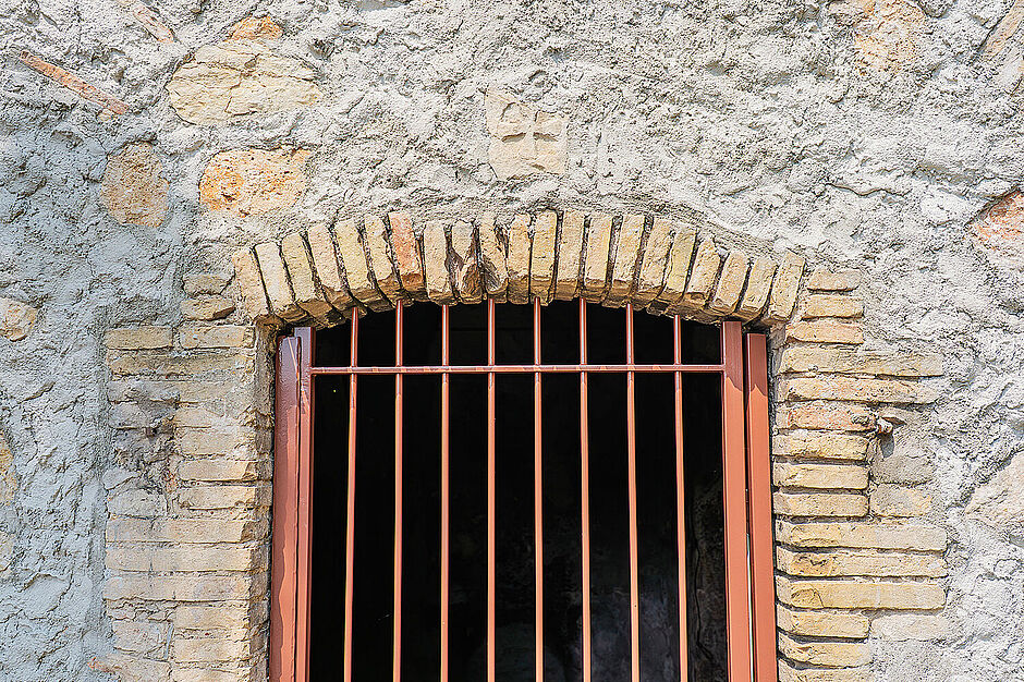 Croix pattée chapelle Saint-Claude 