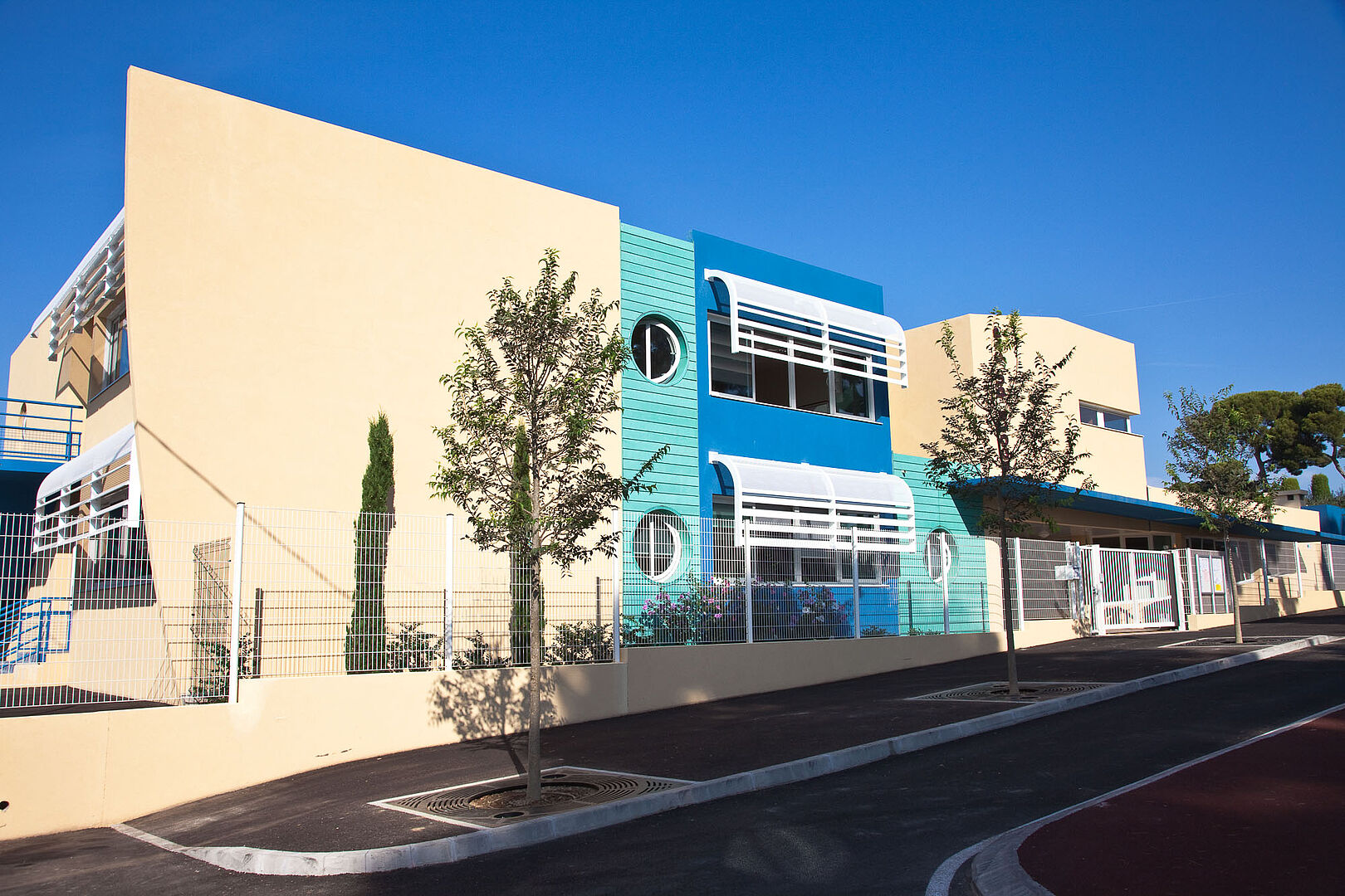 Lycee Cap École élémentaire Georges Roux - Antibes Juan-les-Pins